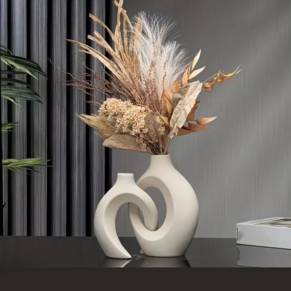 Moderne Hohlvase im nordischen Stil
